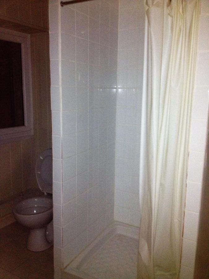 Hebergement Pour 2 Personnes,1 Chambres, Salon, Salle A Manger, Grand Garage Possibilite D'Un Lit 1 Personne Supplementaire Pour 15 Euros Sancoins Экстерьер фото